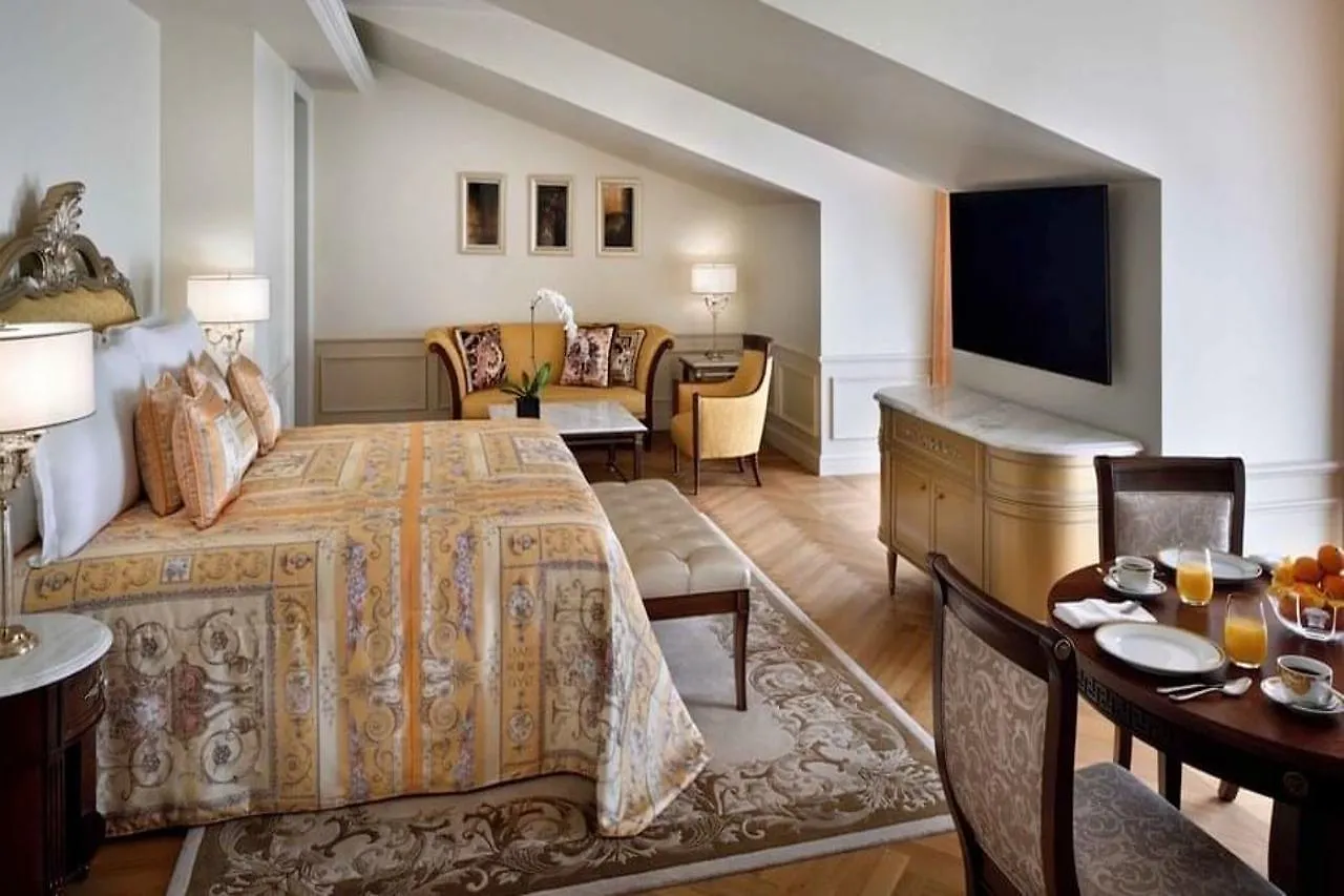 ***** Hotel Palazzo Versace Dubai United Arab Emirates